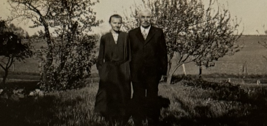 John and Louise Kelsey